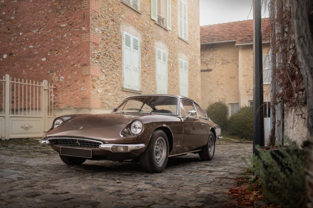 Ferrari 365 GT 2+2 Célia Huart