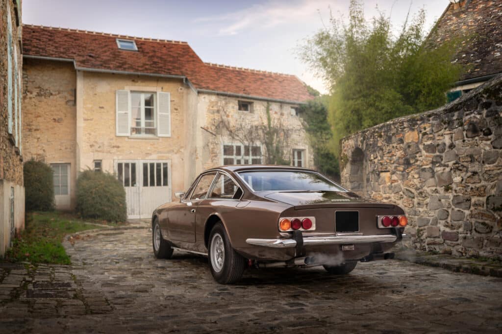 Ferrari 365 GT 2+2 Célia Huart