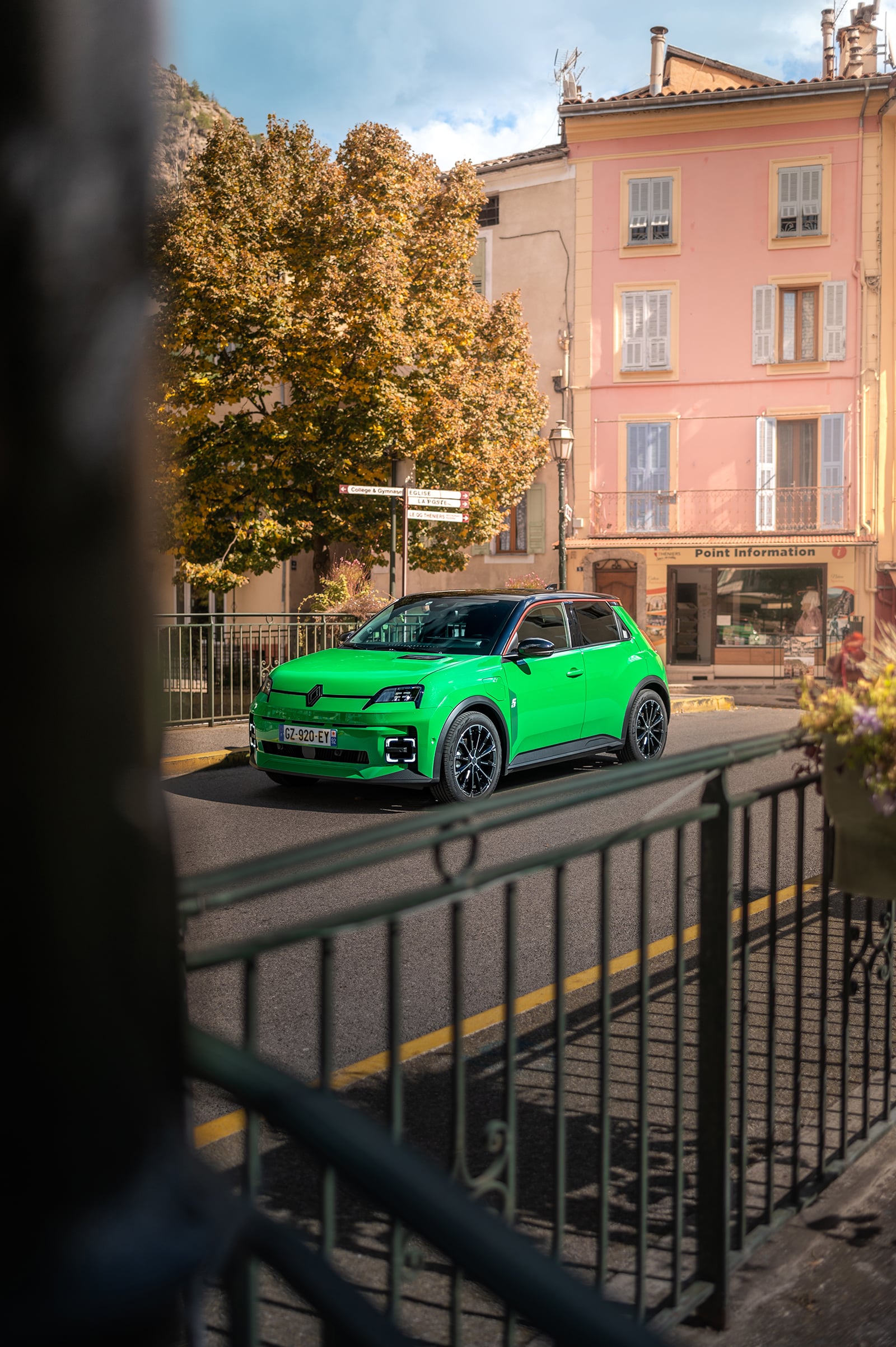 Renault 5 Electric by Celia Huart